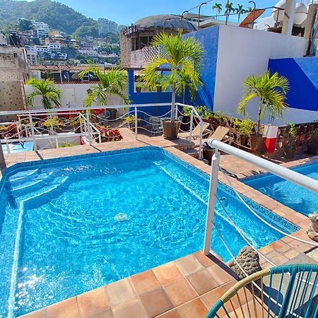 La Iguana Vallarta Lgbt Adults Only - Romantic Zone - Party Clubbing Street プエルトバラータ エクステリア 写真