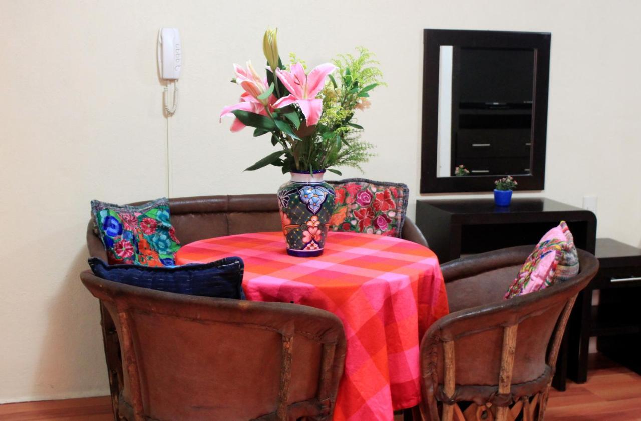 La Iguana Vallarta Lgbt Adults Only - Romantic Zone - Party Clubbing Street プエルトバラータ 部屋 写真